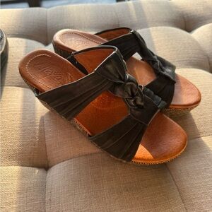 Naya Women's Black‎ Sandals size 5.5 M